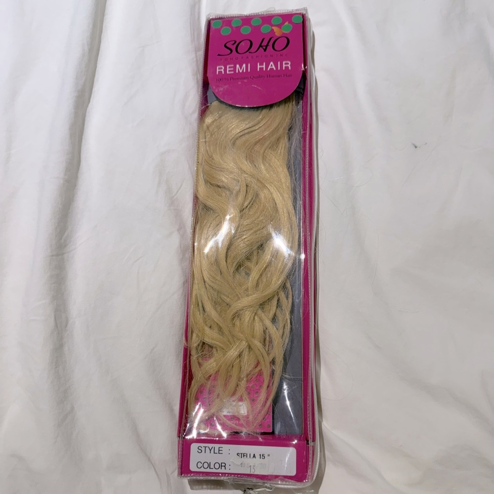 SOHO Remi Hair Extensions - Blonde. Stella 15